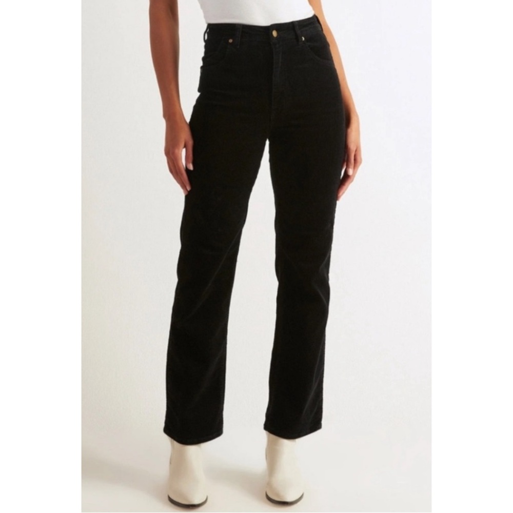ROLLA’S | NWT Original High Rise Straight Leg Cords in Black, Size 28
